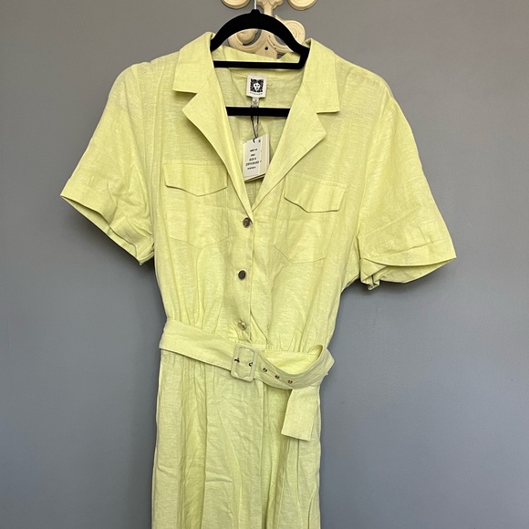 Anne Klein Dresses & Skirts - Anne Klein Light Green Garment